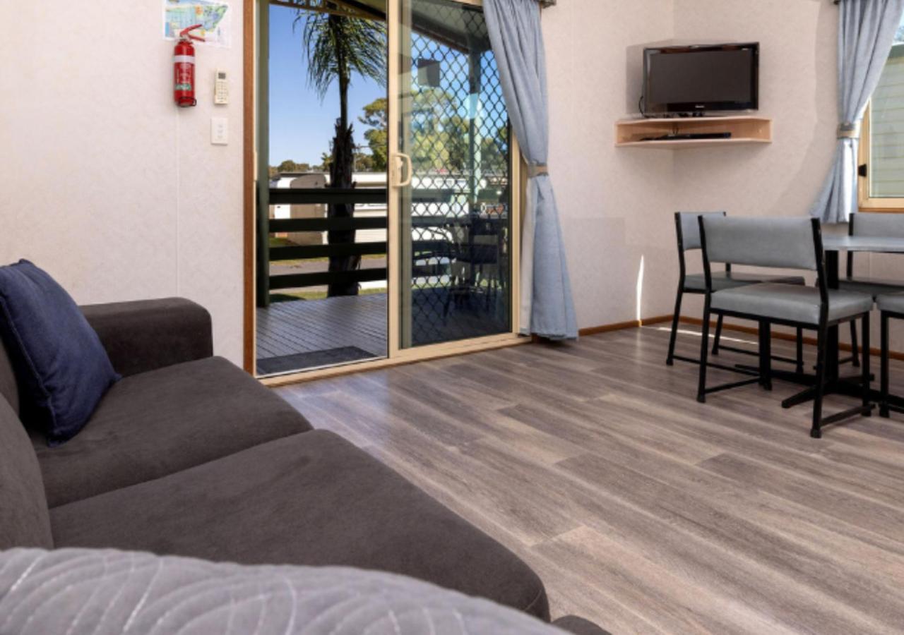 נורמנוויל Beachside Holiday Park מראה חיצוני תמונה