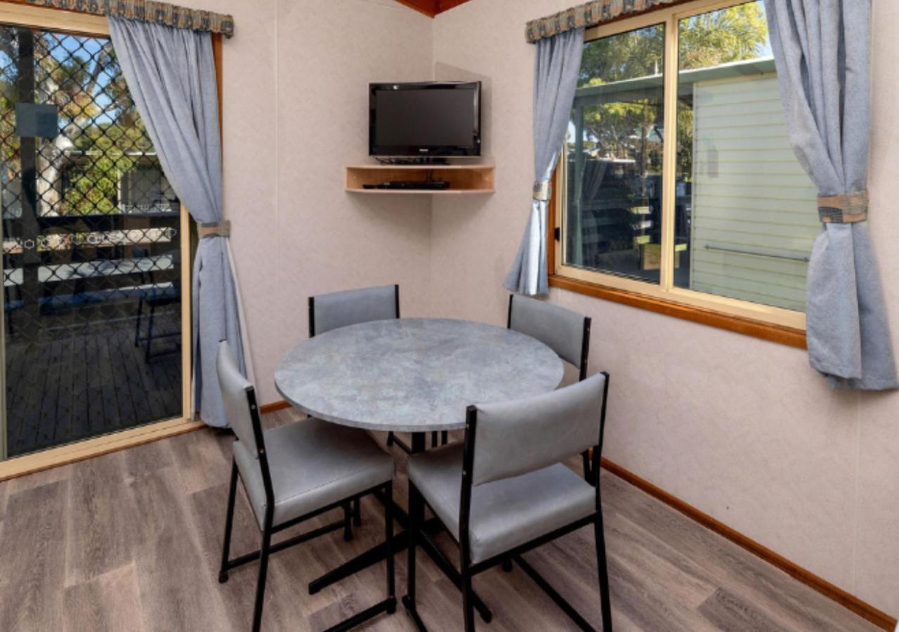 נורמנוויל Beachside Holiday Park מראה חיצוני תמונה